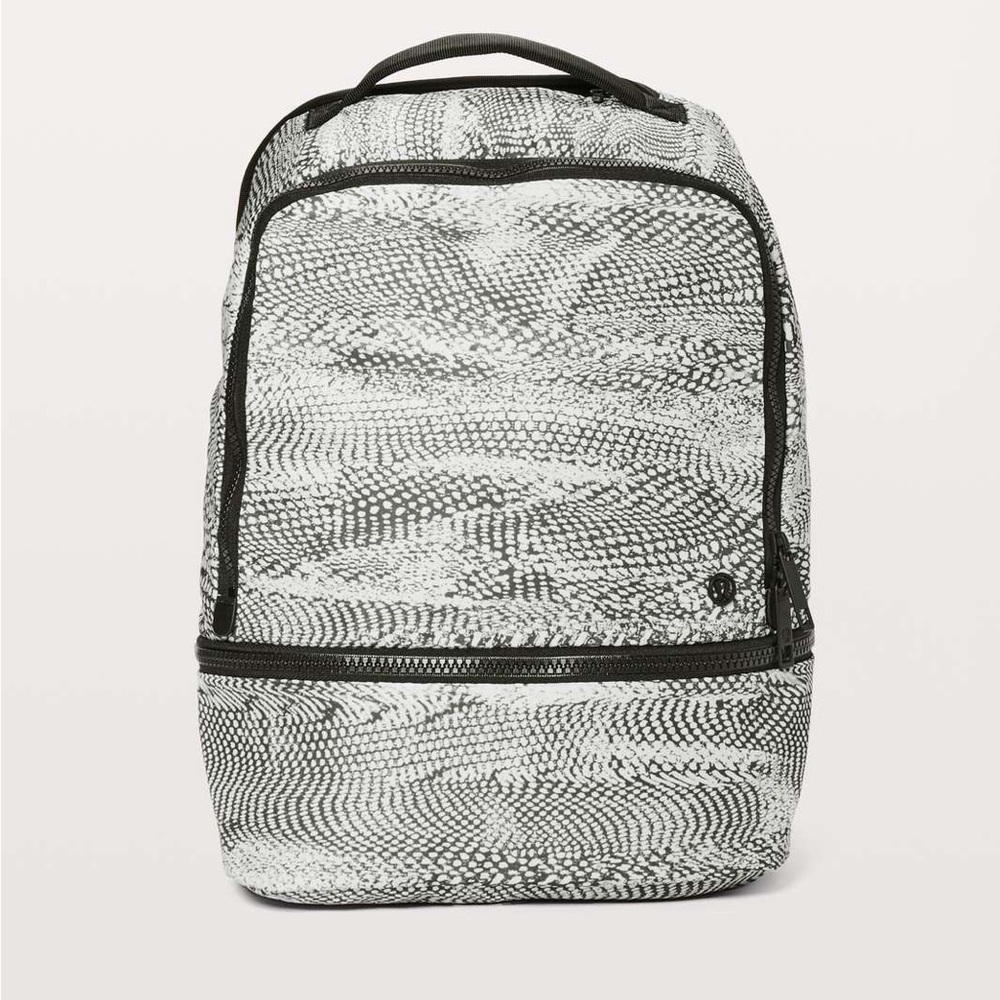 Lululemon City Adventurer Backpack 17L ❤︎